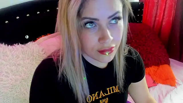 Snapshot of Natalia_Montoya chatting on 02-27-25, 10:20 Natalia Montoya online show from 02-27-25, 10:20
