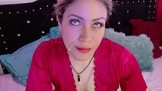 Snapshot of Natalia_Montoya chatting on 09-13-25, 09:37 Natalia Montoya online show from 09-13-25, 09:37