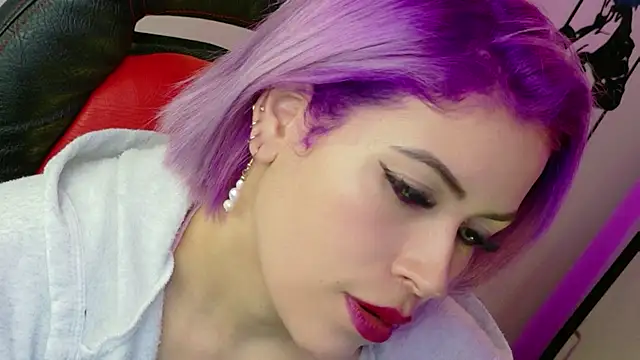 Natalia Montoya online show from 04-17-26, 03:31