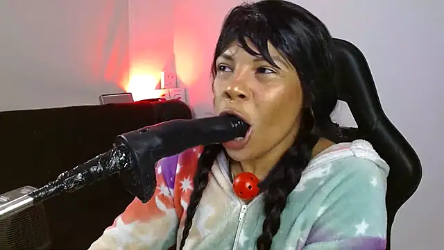 Snapshot of Anabel693 chatting on 02-21-25, 01:33 Anabel693 online show from 02-21-25, 01:33