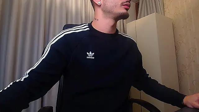 Snapshot of BrandonTate chatting on 02-03-26, 06:46 BrandonTate online show from 02-03-26, 06:46