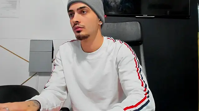 BrandonTate online show from 12-17-25, 05:07