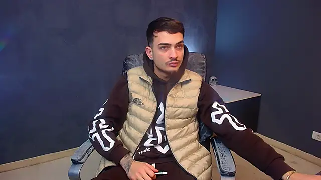 Snapshot of BrandonTate chatting on 03-02-26, 04:46 BrandonTate online show from 03-02-26, 04:46