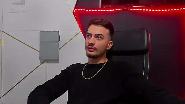 Snapshot of BrandonTate chatting on 02-14-26, 06:57 BrandonTate online show from 02-14-26, 06:57