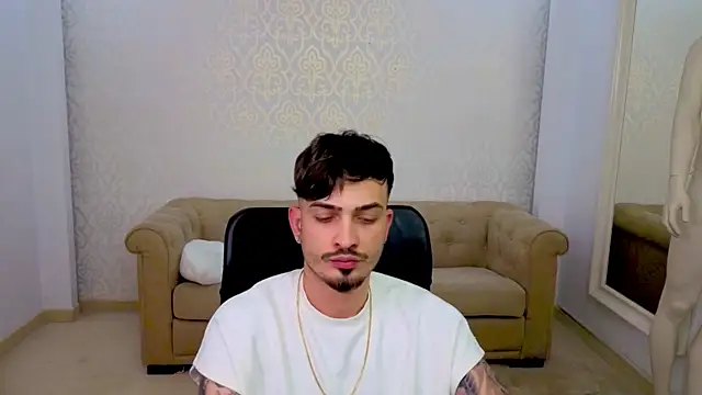 Snapshot of BrandonTate chatting on 05-24-26, 05:24 BrandonTate online show from 05-24-26, 05:24