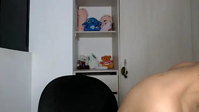 Snapshot of kaiine190 chatting on 02-23-26, 09:15 kaiine190 online show from 02-23-26, 09:15