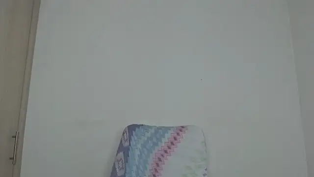 kaiine190 online show from 10-04-25, 07:59