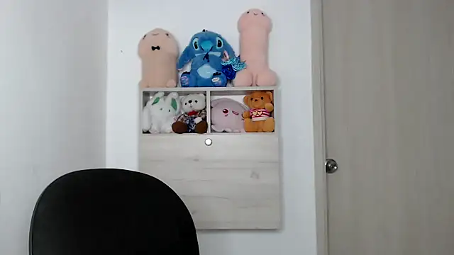 Snapshot of kaiine190 chatting on 02-12-26, 09:31 kaiine190 online show from 02-12-26, 09:31