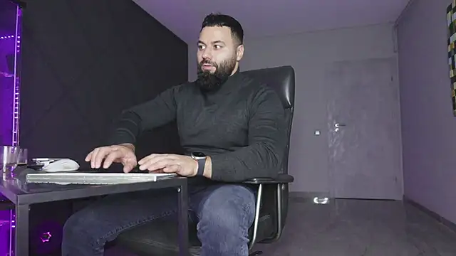 mattmasterss online show from 12-16-25, 07:40