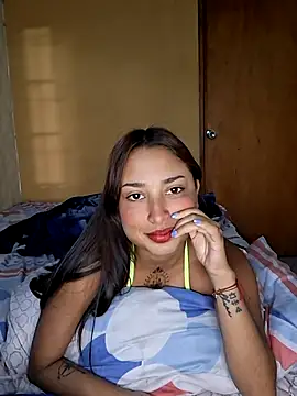 Snapshot of Bonnie_Clydeee chatting on 07-04-26, 11:05 Bonnie Clydeee online show from 07-04-26, 11:05