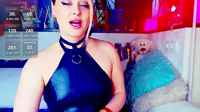  JuliaSpace  online show from 02-28-26, 05:34