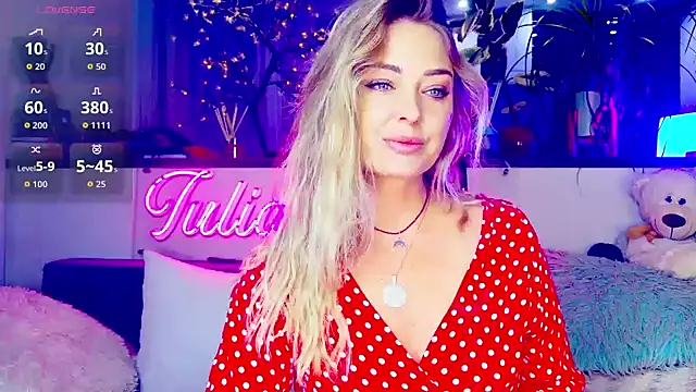Snapshot of _JuliaSpace_ chatting on 09-28-25, 04:14 JuliaSpace online show from 09-28-25, 04:14