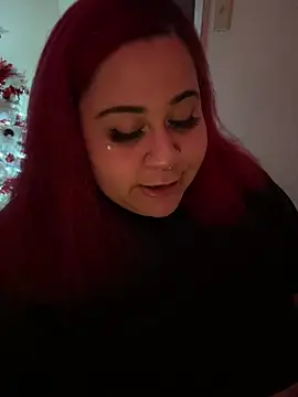 Snapshot of Juicyjordie chatting on 12-17-24, 05:18 Juicyjordie online show from 12-17-24, 05:18