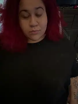 Snapshot of Juicyjordie chatting on 10-19-25, 06:32 Juicyjordie online show from 10-19-25, 06:32