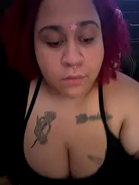 Snapshot of Juicyjordie chatting on 11-05-25, 06:27 Juicyjordie online show from 11-05-25, 06:27