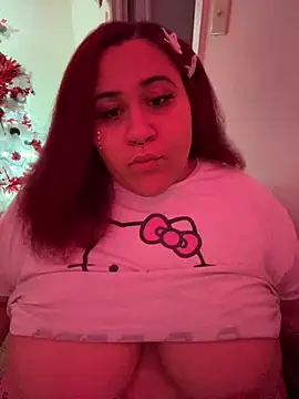 Snapshot of Juicyjordie chatting on 12-22-24, 08:38 Juicyjordie online show from 12-22-24, 08:38