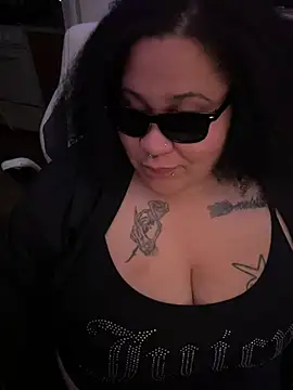 Snapshot of Juicyjordie chatting on 04-10-26, 05:47 Juicyjordie online show from 04-10-26, 05:47