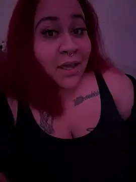 Snapshot of Juicyjordie chatting on 02-01-25, 08:39 Juicyjordie online show from 02-01-25, 08:39