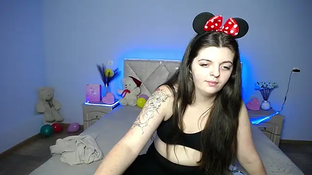 PamDares online show from 01-16-25, 05:01