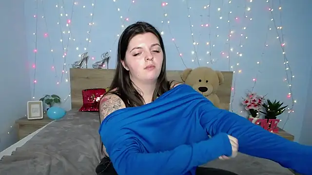 PamDares online show from 01-20-25, 05:59