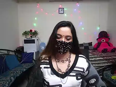 Arushisingh8888 online show from 02-11-25, 09:41