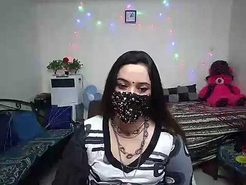Arushisingh8888 online show from 02-11-25, 06:40