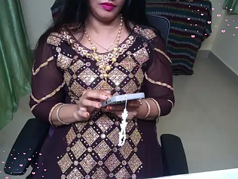 Arushisingh8888 online show from 11-05-25, 04:43