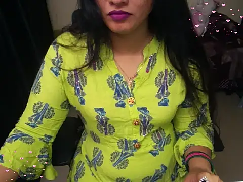 Snapshot of Arushisingh8888 chatting on 02-10-26, 01:43 Arushisingh8888 online show from 02-10-26, 01:43