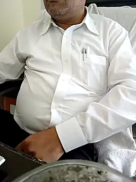 Snapshot of Hot-man39 chatting on 01-22-25, 07:14 Hot-man39 online show from 01-22-25, 07:14