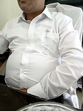 Snapshot of Hot-man39 chatting on 01-21-25, 08:52 Hot-man39 online show from 01-21-25, 08:52