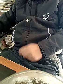 Hot-man39 online show from 12-20-25, 09:56