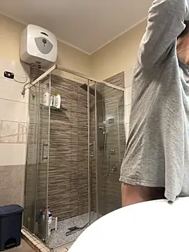 Gionnytav online show from 11-28-25, 04:45