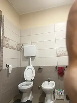 Gionnytav online show from 10-17-25, 06:43