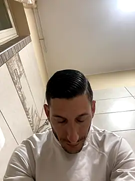 Gionnytav online show from 10-20-25, 03:41