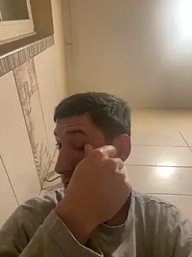 Gionnytav online show from 11-17-25, 04:27