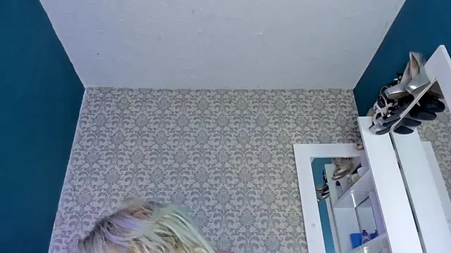 Samantha cp  online show from 03-21-25, 06:29