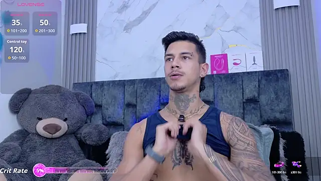 JAYCOB00 online show from 02-06-26, 01:34