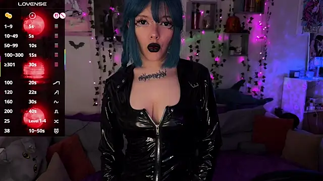 Snapshot of Eva-miller1 chatting on 10-03-25, 12:39 Eva-miller1 online show from 10-03-25, 12:39