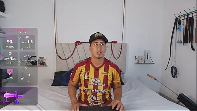 Liana Asaff online show from 12-16-25, 06:01