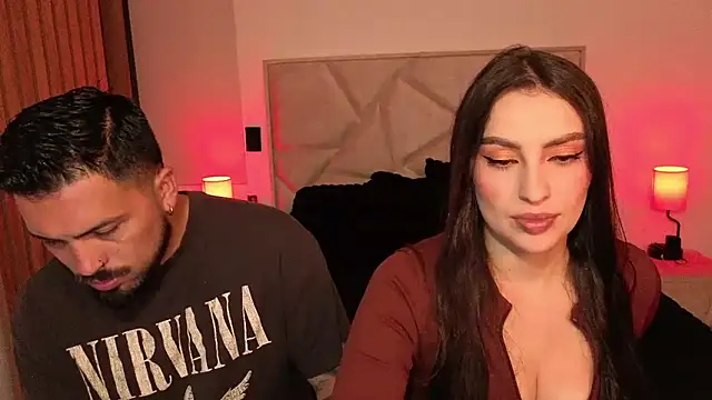 Snapshot of teseo_and_afroditha_ chatting on 04-19-26, 11:40 teseo and afroditha online show from 04-19-26, 11:40