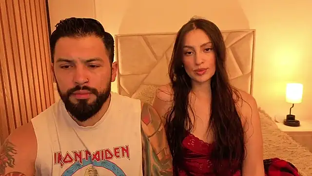 Snapshot of teseo_and_afroditha_ chatting on 11-10-25, 04:50 teseo and afroditha online show from 11-10-25, 04:50