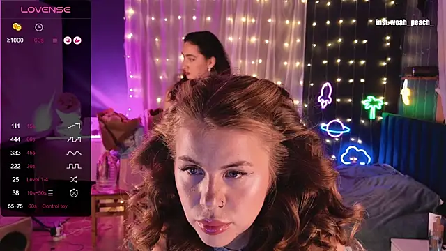 Snapshot of KristinaMoon chatting on 12-22-25, 03:12 KristinaMoon online show from 12-22-25, 03:12