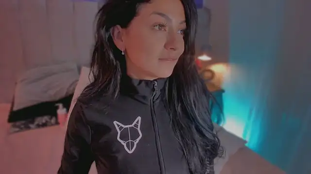 EvaaStevens online show from 04-16-26, 08:20