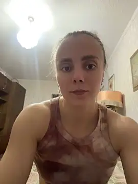 Snapshot of AlisaKissss chatting on 06-15-26, 06:18 AlisaKissss online show from 06-15-26, 06:18