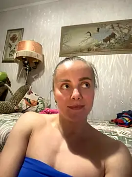 AlisaKissss online show from 10-13-25, 07:26