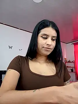Snapshot of _elektrah chatting on 09-23-25, 08:38  elektrah online show from 09-23-25, 08:38