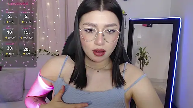 mily thomson b  online show from 11-10-25, 07:08