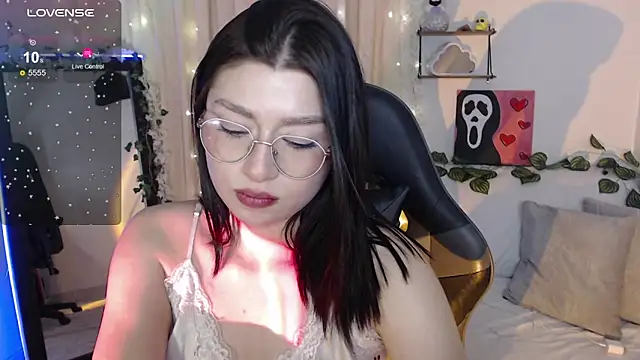 mily thomson b  online show from 11-29-25, 05:29