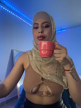 JannaNader12 online show from 10-04-25, 10:55