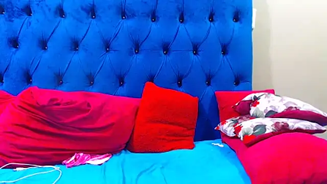 ebonycandy10 online show from 03-06-26, 06:03